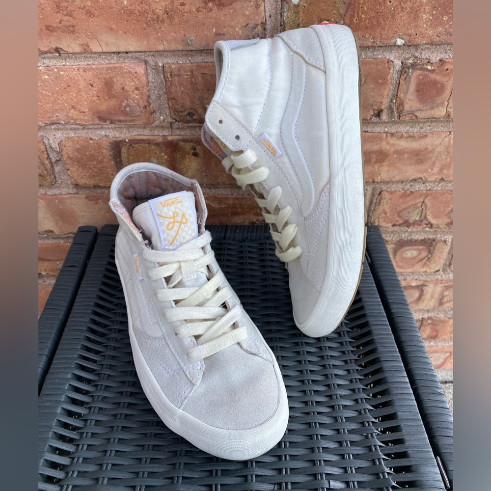 Vans Lizzie Shoe in Marshmallow